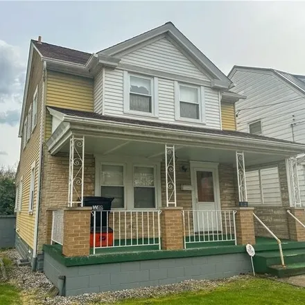 Image 2 - 1921 McLean Street, Aliquippa, PA 15001, USA - House for sale