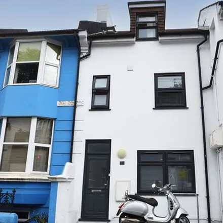 Rent this 4 bed townhouse on Argyle Road (Zone J) in Argyle Road, Brighton