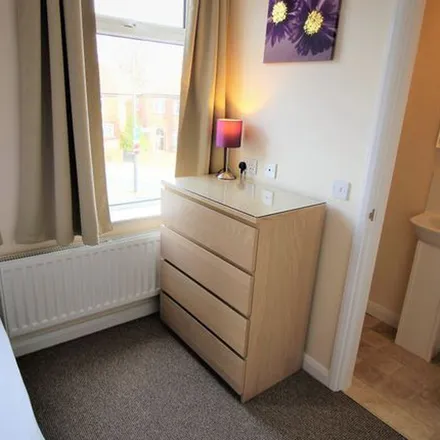 Rent this 1 bed apartment on Laurel Terrace in Doncaster, DN4 8RH