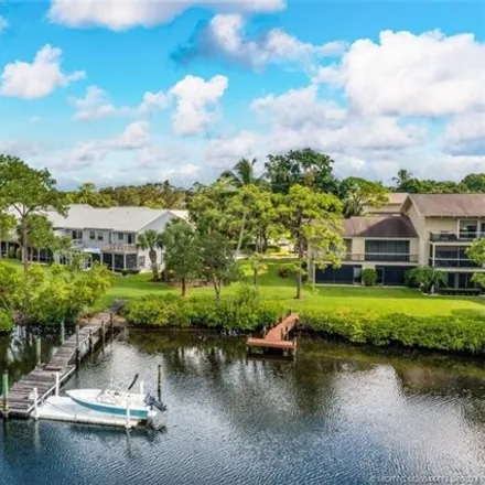 Image 2 - Riverbend Golf Club, 9300 Southeast Riverfront Terrace, Tequesta, Martin County, FL 33469, USA - Townhouse for sale