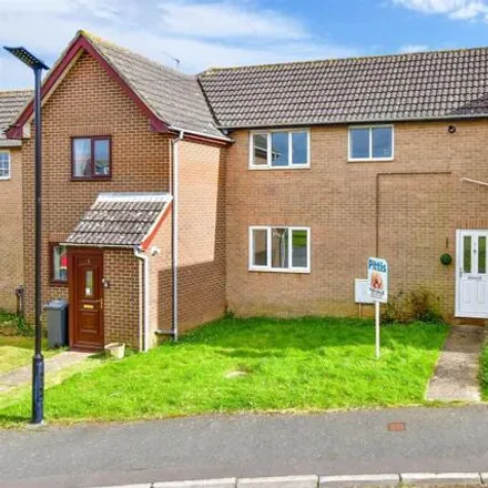 Buy this 2 bed townhouse on 25 Jeals Lane in Sandown, PO36 9NU