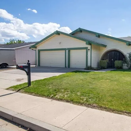 Buy this 3 bed house on 870 Pinebrook Road in Reno, NV 89509