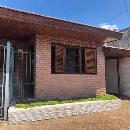 Buy this 2 bed house on Tuyutí 1500 in Partido de Lanús, 1822 Gerli