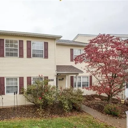 Image 2 - 1499 Briarwood Drive, Brodhead, Bethlehem Township, PA 18020, USA - Townhouse for sale