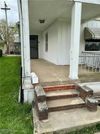 Image 3 - 4232 West 130th Street, Cleveland, OH 44135, USA - House for sale