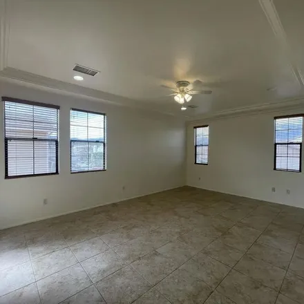 Rent this 3 bed apartment on unnamed road in Cathedral City, CA 92263