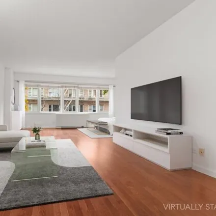 Rent this studio condo on 520 East 81st Street in New York, NY 10028