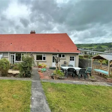 Image 6 - Vicarage Lane, Kidwelly, SA17 4SU, United Kingdom - House for sale