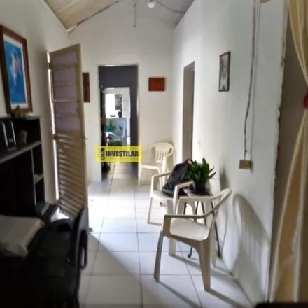 Rent this 3 bed house on Rua dos Operários 175 in Torre, Recife - PE