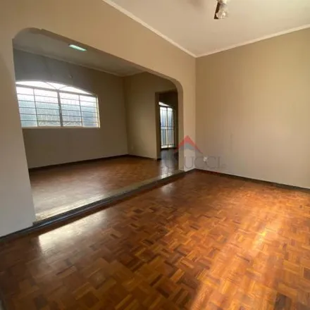 Rent this 3 bed house on Avenida Brasília 2214 in Saudade, Araçatuba - SP