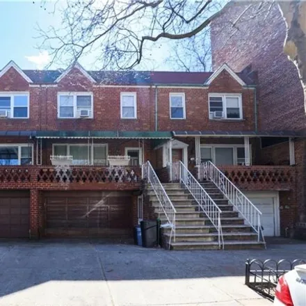 Image 4 - 268 73rd Street, New York, NY 11209, USA - House for sale