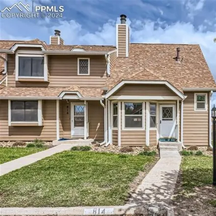 Image 1 - 816 London Green Way, Colorado Springs, CO 80906, USA - Townhouse for sale
