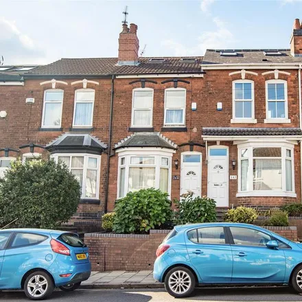Rent this 6 bed house on 133 Warwards Lane in Stirchley, B29 7QX