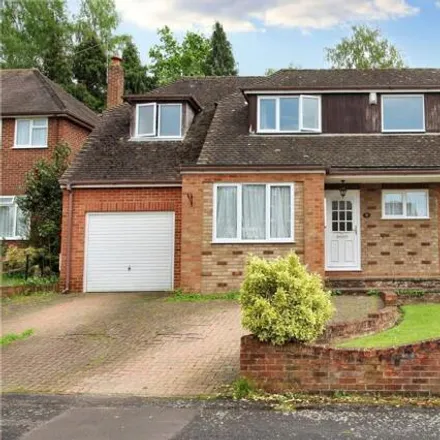 Buy this 5 bed house on Basingbourne Close in Fleet, GU52 6TF