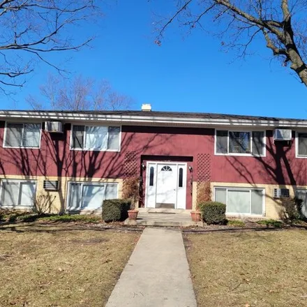 Rent this 1 bed condo on 1688 Alison Drive in Elgin, IL 60123