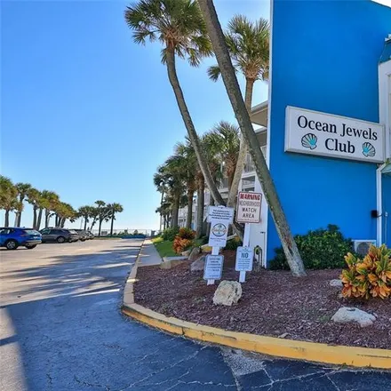 Image 2 - Ocean Jewels Club, South Atlantic Avenue, Daytona Beach, FL 32118, USA - House for sale