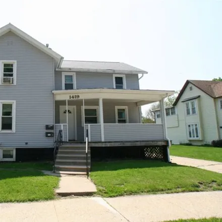 Buy this 4 bed house on 1471 Linden Avenue in Janesville, WI 53548