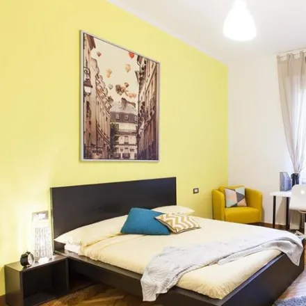Rent this 4 bed room on ePRICE Pick&Pay in Viale Gian Galeazzo, 20136 Milan MI
