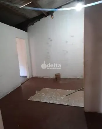 Buy this 3 bed house on Rua Couval in Morumbi, Uberlândia - MG