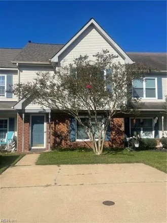 Buy this 2 bed townhouse on 750 Sendero Court in Lochaven Estates, Chesapeake