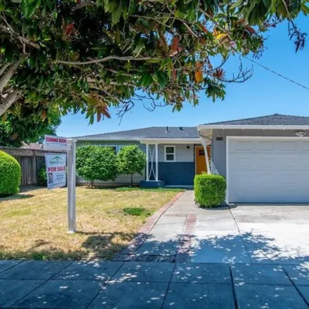 Buy this 3 bed house on 30587 Midlothian Way in Carpenter, Hayward