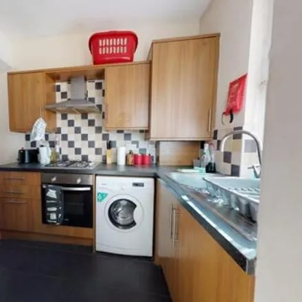 Rent this 4 bed townhouse on Back Mayville Street in Leeds, LS6 1ND