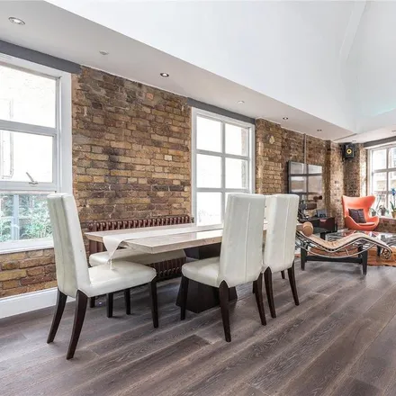 Rent this 2 bed apartment on 43 Tabernacle Street in London, EC2A 2AB