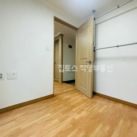 Image 9 - 서울특별시 마포구 망원동 409-55 - Apartment for rent
