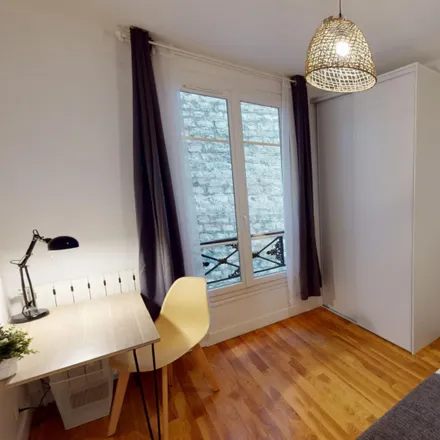 Rent this 4 bed room on 63 Avenue de Wagram in 75017 Paris, France