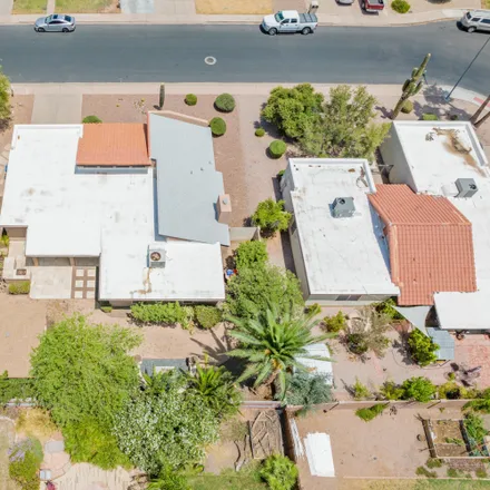 Image 2 - 2917 East Concho Avenue, Mesa, AZ 85204, USA - House for sale