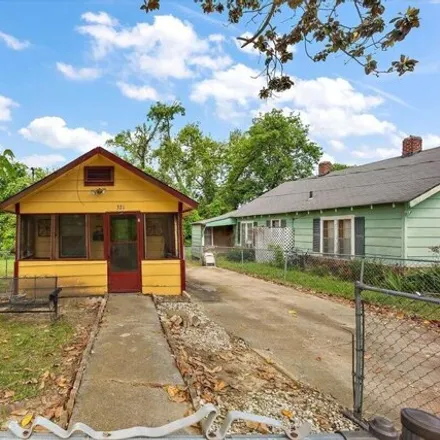 Buy this 3 bed house on 619 Anson Street in Yazoo City, MS 39194