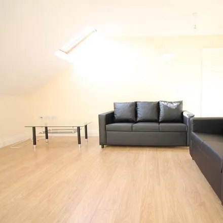Rent this 2 bed apartment on Bennett's Yard in London, UB8 1AD