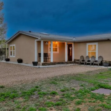 Image 8 - 80 Los Chavez Avenue, Santa Fe County, NM 87015, USA - House for sale