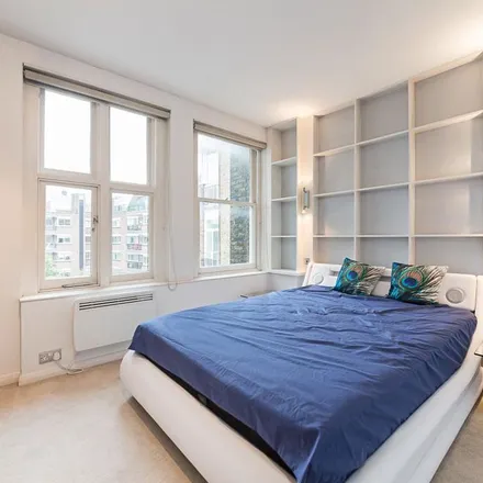 Rent this 1 bed apartment on Holland Park School in Airlie Gardens, London
