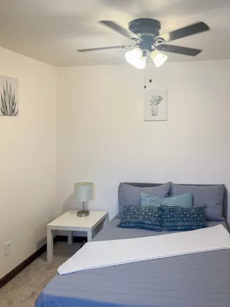 Rent this 1 bed room on Shandra Estates