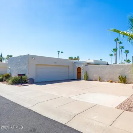 Rent this 4 bed house on 7294 East Loma Lane in Scottsdale, AZ 85258