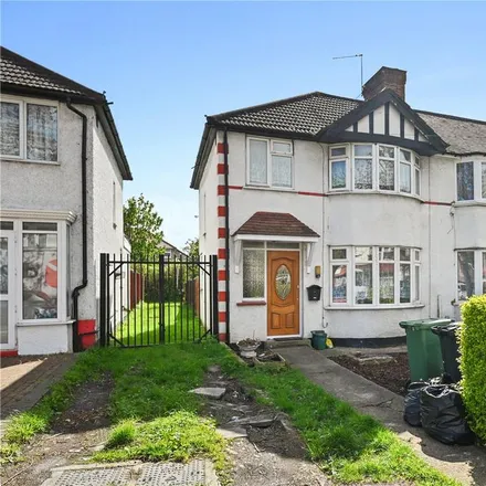 Rent this 3 bed house on Bilton Road in London, UB6 7BH