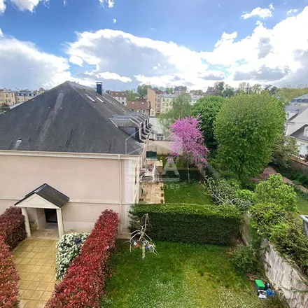 Rent this 4 bed apartment on Rue Honoré de Balzac in 78000 Versailles, France