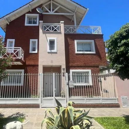 Buy this 3 bed house on Benjamín Sáenz Valiente 1206 in Martínez Oeste, 1640 Martínez