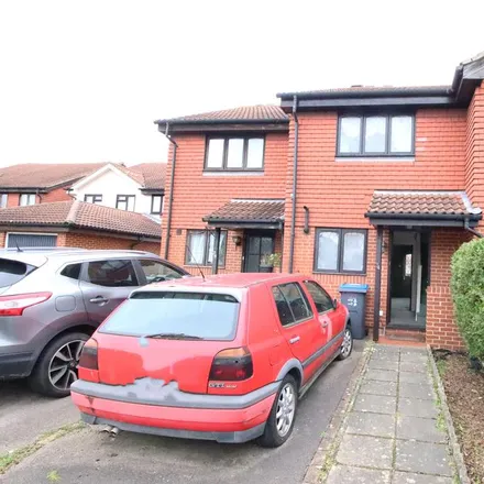 Rent this 2 bed townhouse on Watlings Close in London, CR0 7XQ