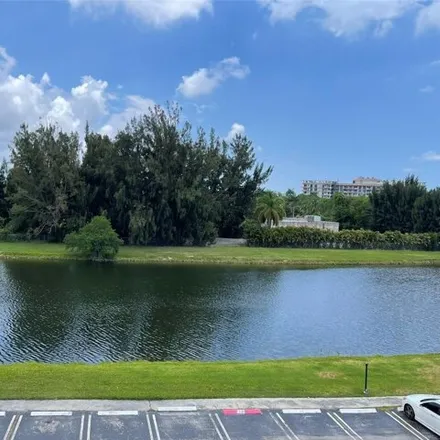 Buy this 1 bed condo on Tall Trees in 16465 Northeast 22nd Avenue, North Miami Beach