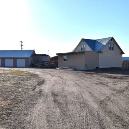 Buy this 5 bed house on 351 Cheyenne Avenue in McDonald, Rawlins County