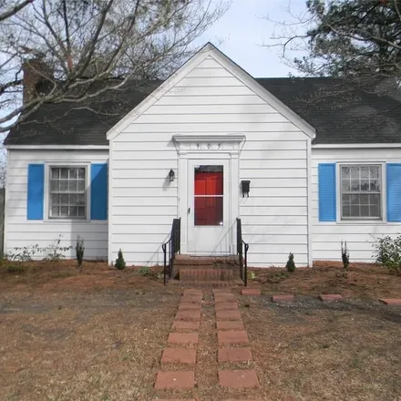 Rent this 2 bed house on 905 Powhatan Avenue in Portsmouth City, VA 23707