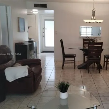 Image 4 - unnamed road, Lauderdale Lakes, FL 33313, USA - Condo for rent