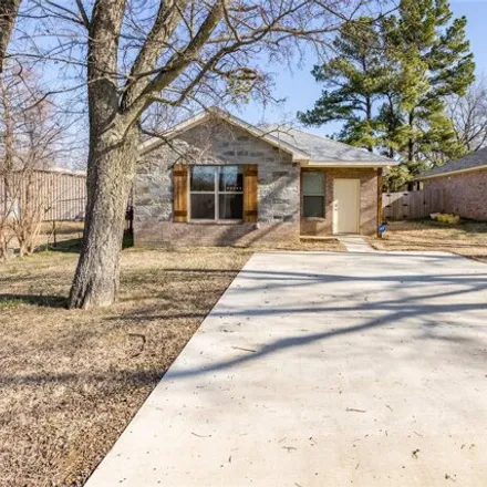 Image 2 - 332 West Tonner Avenue, Calera, Bryan County, OK 74730, USA - House for sale