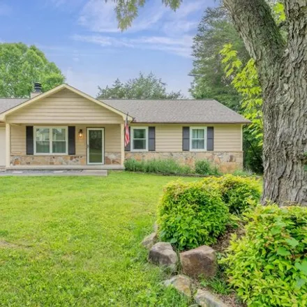 Buy this 3 bed house on 8025 Wilnoty Drive in Karns, TN 37931