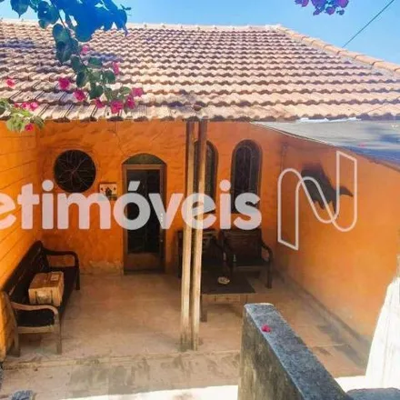 Buy this 2 bed house on Rua Janete Clair in Santa Mônica, Belo Horizonte - MG