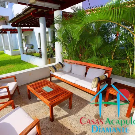 Buy this 4 bed house on Bulevar de las Naciones in 39300 Acapulco, GRO