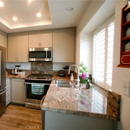 Buy this 1 bed condo on 37 Whippoorwill Lane in Aliso Viejo, CA 92656