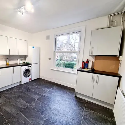 Rent this 1 bed apartment on 279-281 Archway Road in London, N6 5AA